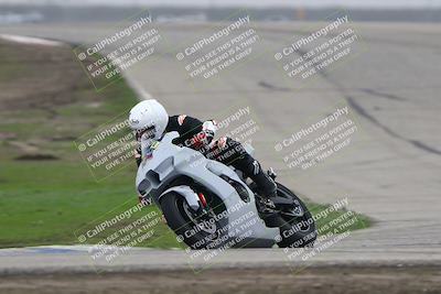 media/Nov-29-2025-TrackDaz (Sat) [[10ae2d9bce]]/B Group/Session 3 (Outside Grapevine)/